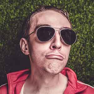 正版软件包的网络电话在线发送